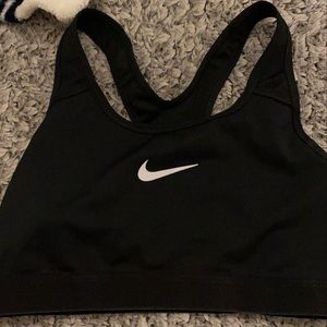 NIKE women’s sports bra